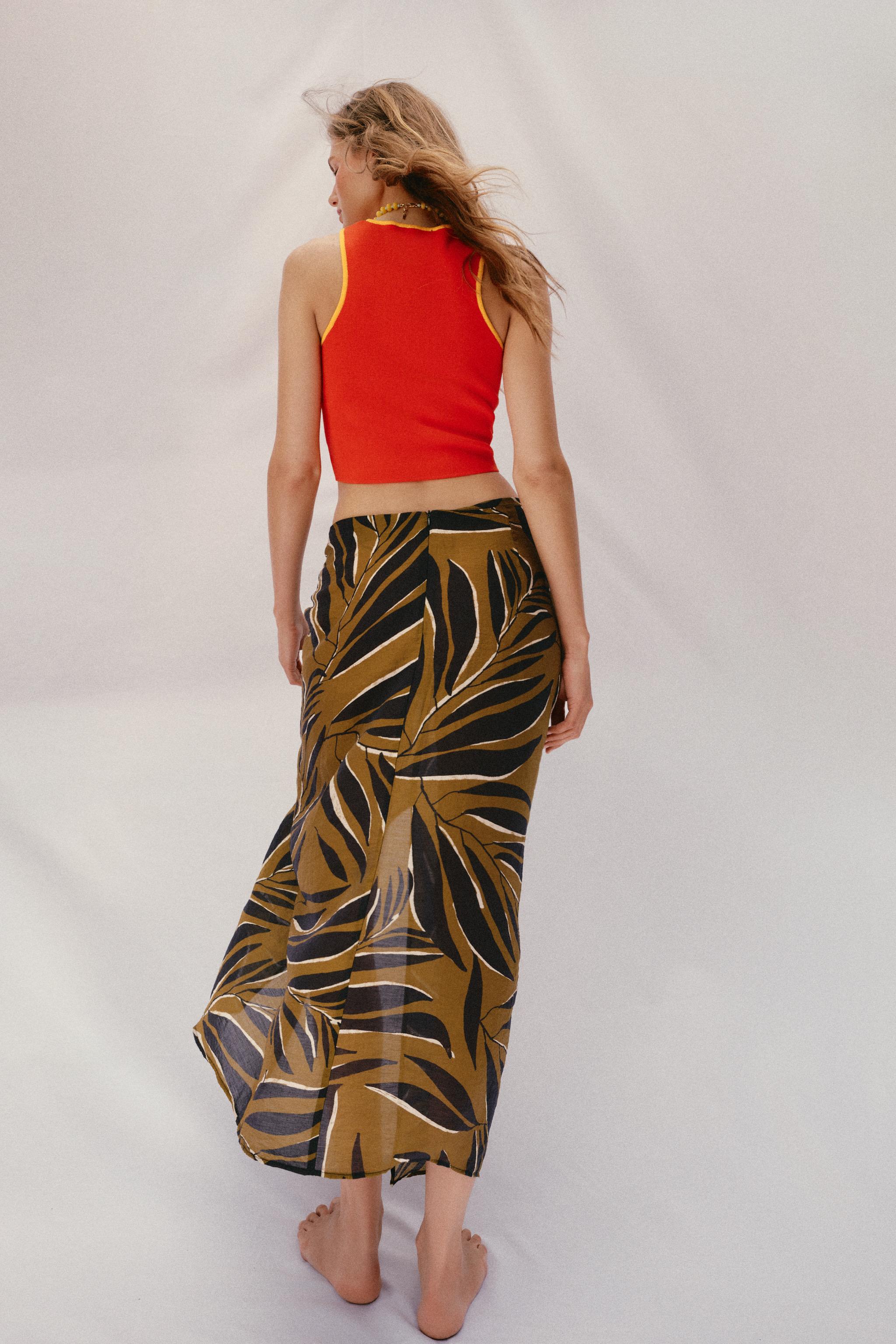 CONTRAST PIPING KNIT CROP TOP